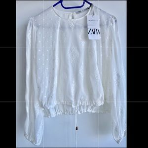 BRAND NEW Zara XS white Agatha Blouse! Tags attatched